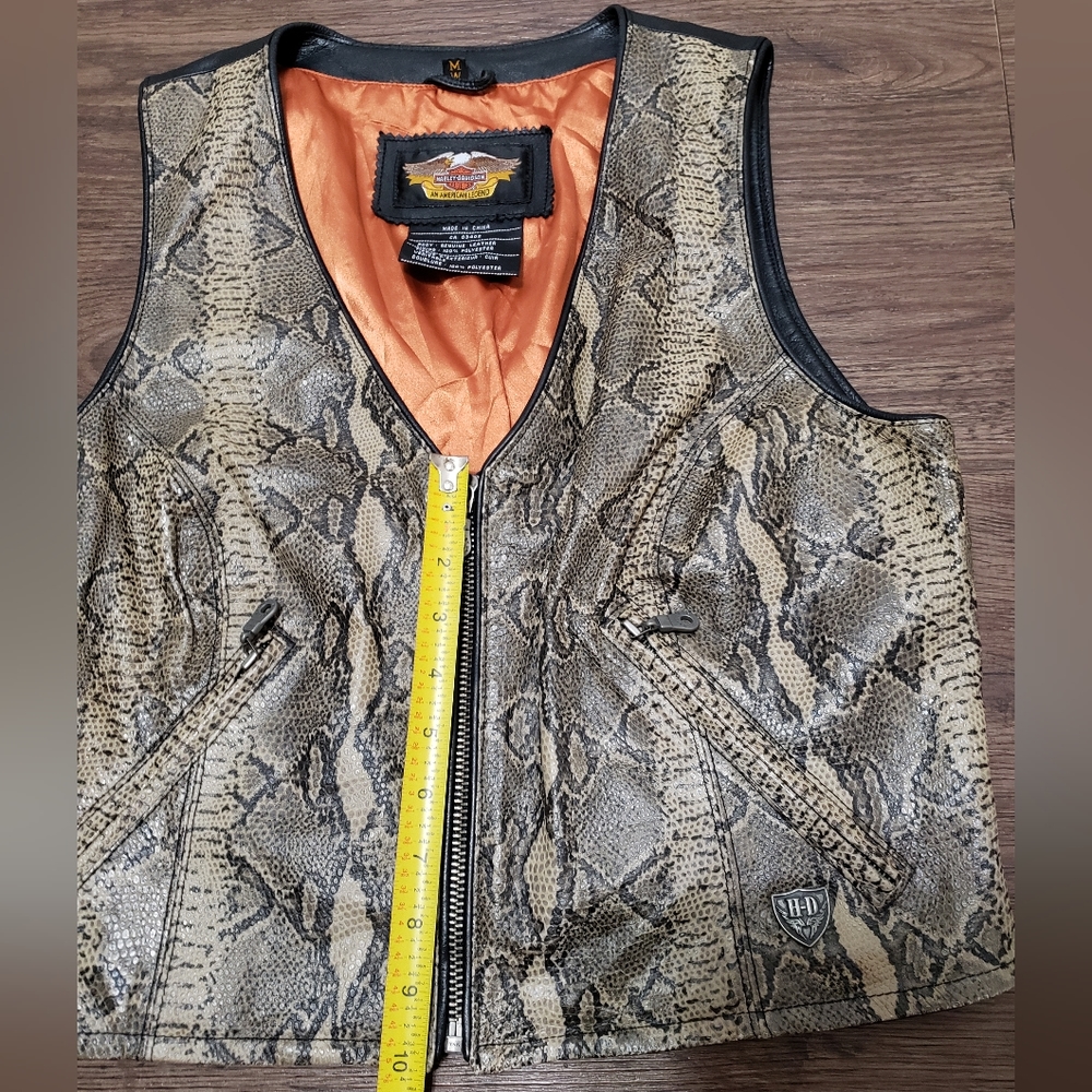 Womens Harley Davidson Leather Vest - Picture 6 of 13